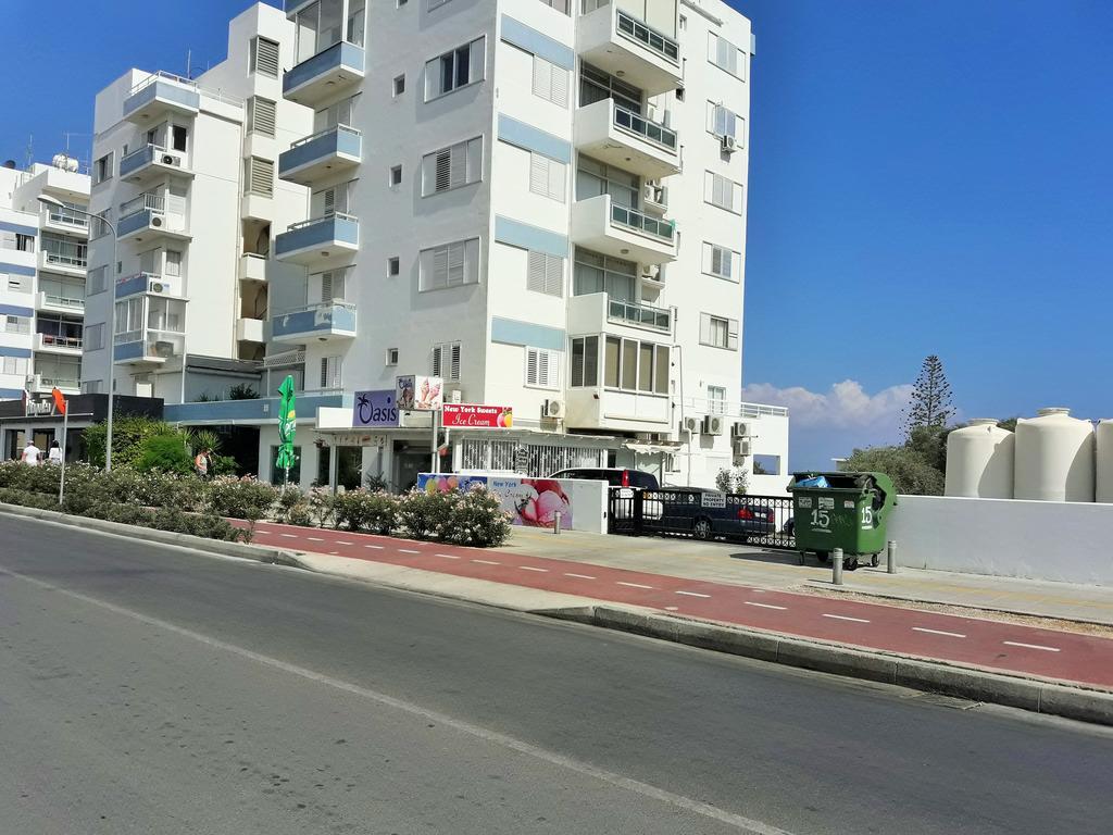 16 Sandy Beach Lárnaca Exterior foto